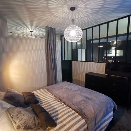 Au Saint Martin Lejlighed Cholet Eksteriør billede